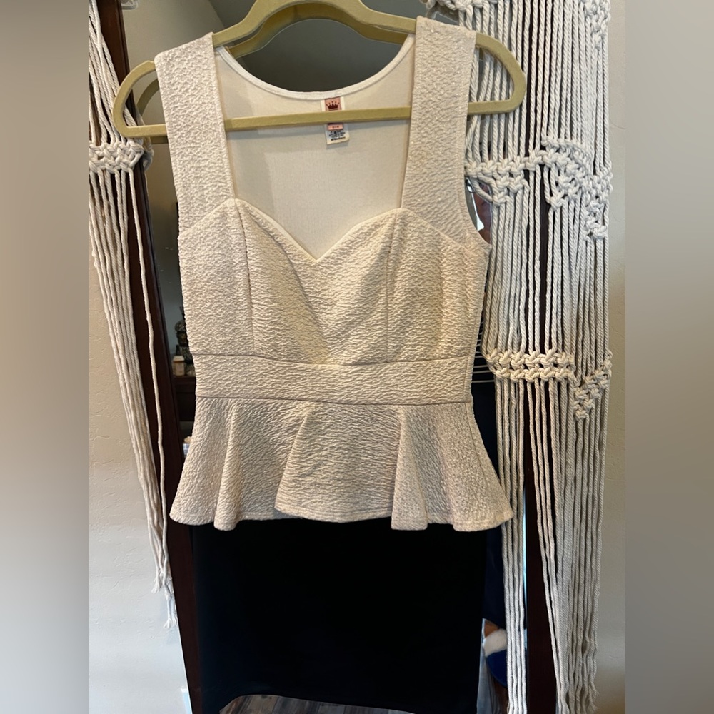 Black and Creme dress